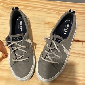 Sperry women shoes.